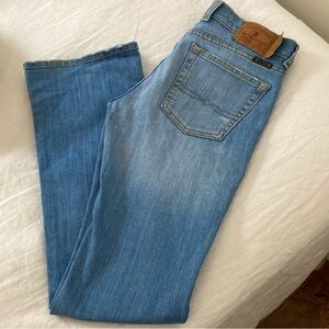 Lucky Brand Low Rise Sundown Blue Boot Cut
Jeans size 4/27